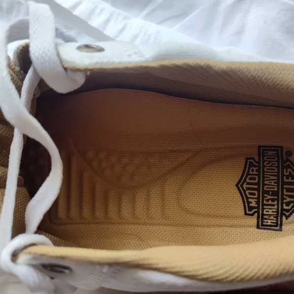Harley-Davidson White Sneakers - Picture 3 of 5